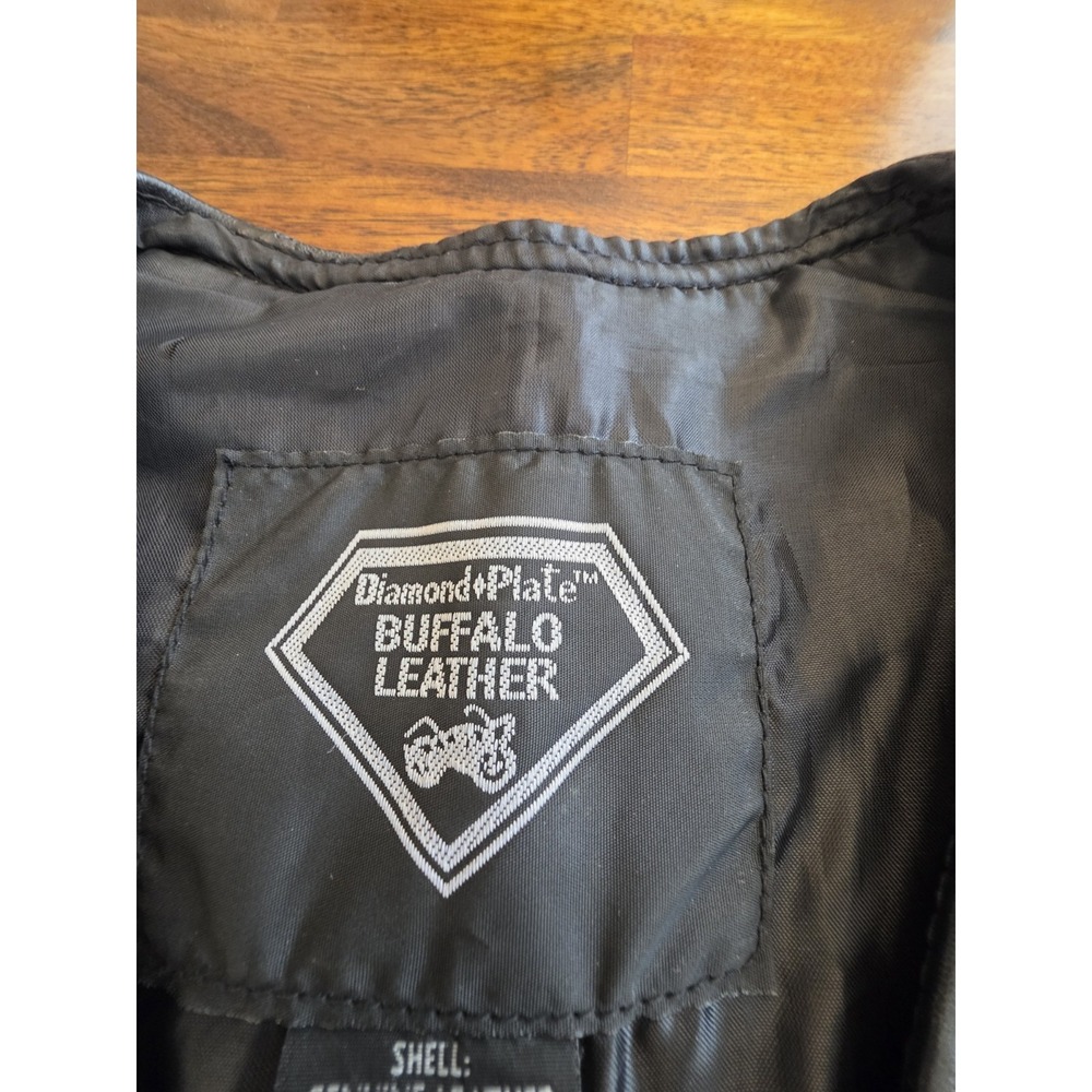 Diamond Plate Buffalo Leather Biker Motorcycle Vest Large  Patches.        Sku 3 - Picture 12 of 14